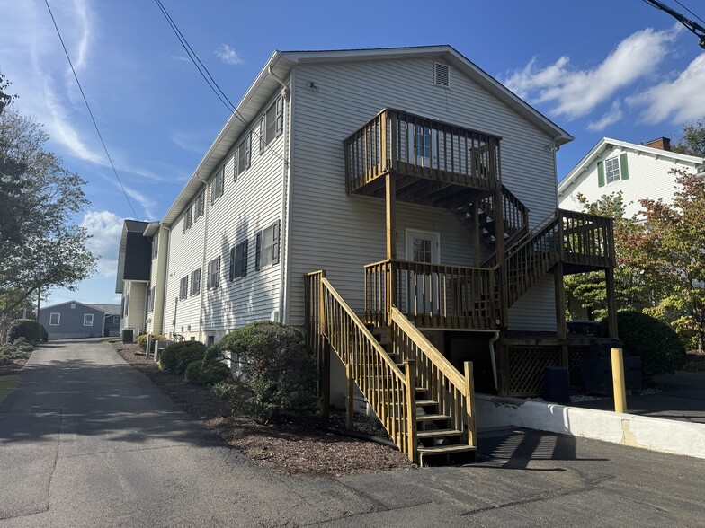 39 Garrett St, Warrenton, VA for sale - Building Photo - Image 2 of 4