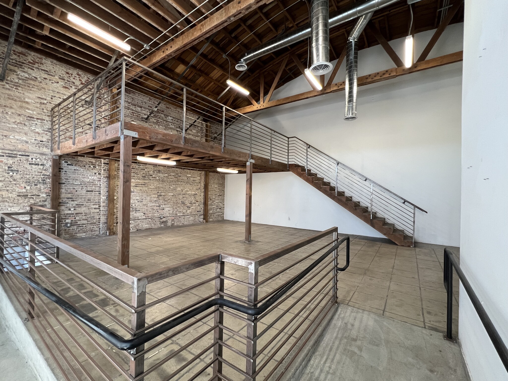 2523-2525 W Washington Blvd, Los Angeles, CA for sale Interior Photo- Image 1 of 4