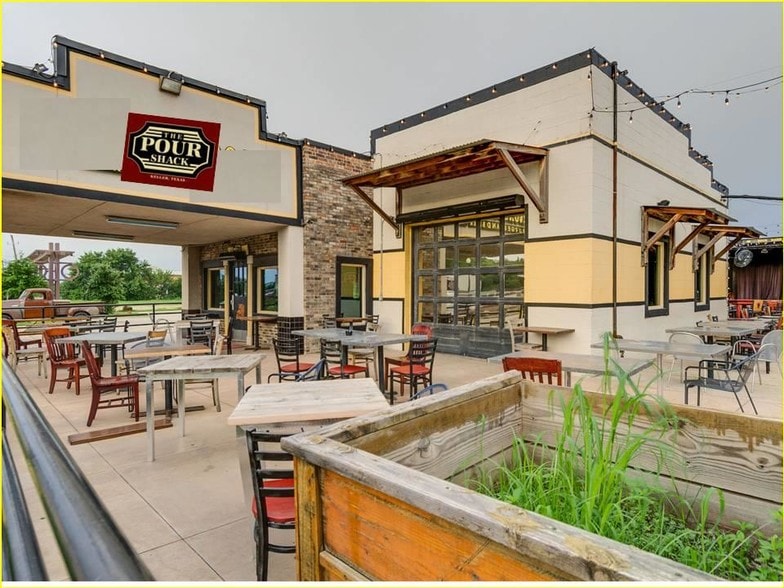 250 S Main St, Keller, TX, 76248 Restaurant Property For Sale
