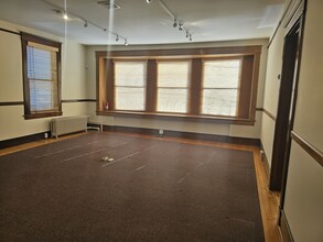 93 E Main St, Bay Shore, NY for lease Interior Photo- Image 2 of 27