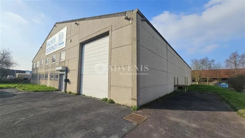 Industrial in Lesquin for sale - Building Photo - Image 3 of 12