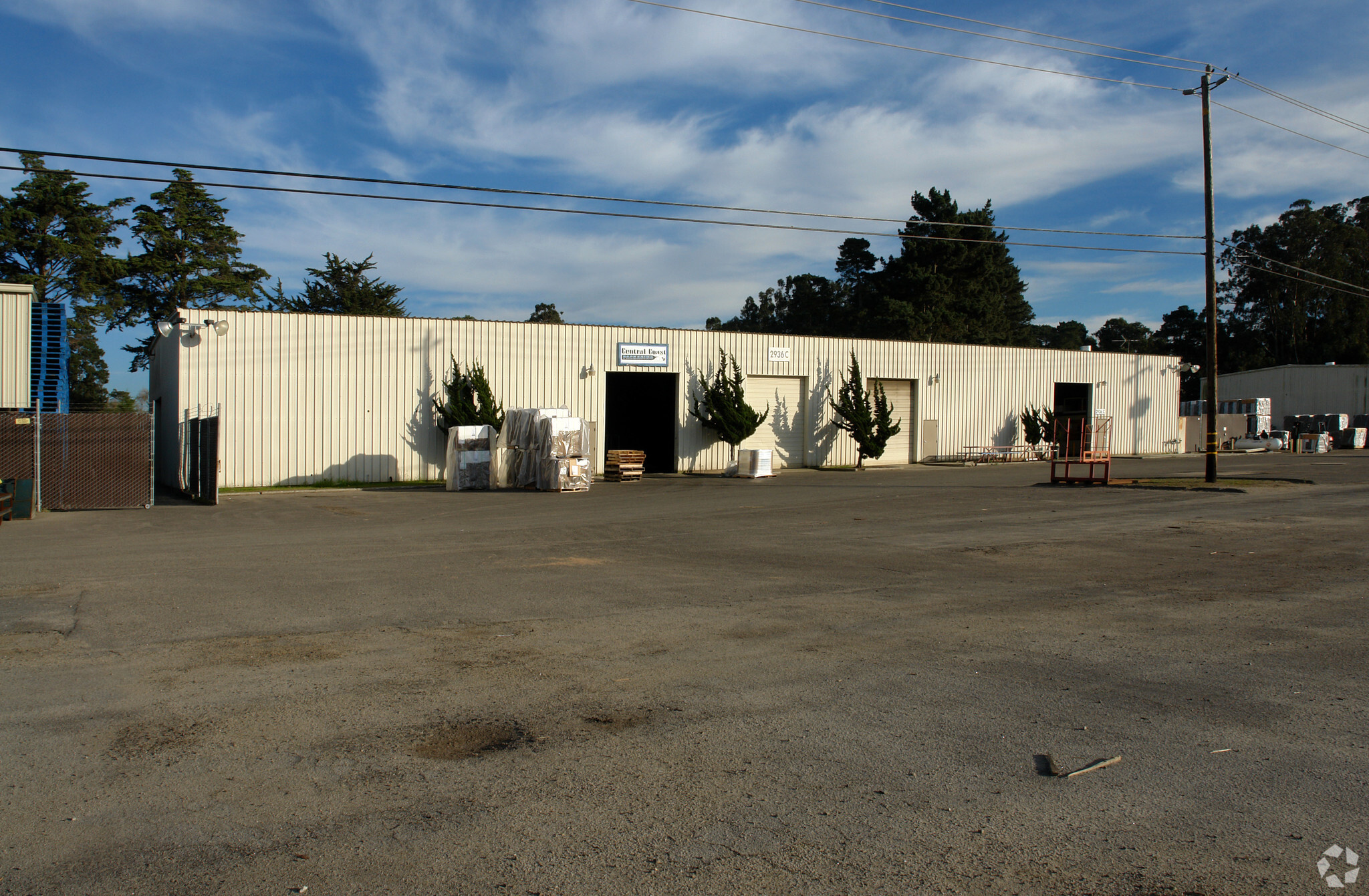 2976 Industrial Pky, Santa Maria, CA for lease Primary Photo- Image 1 of 11