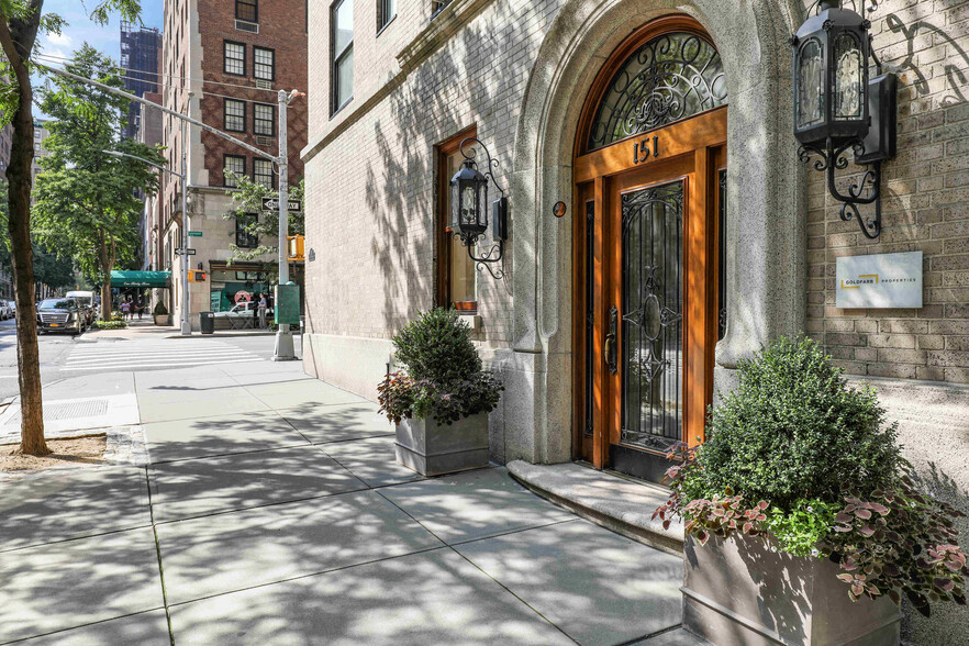 1179 Lexington Ave, New York, NY for lease - Building Photo - Image 2 of 3