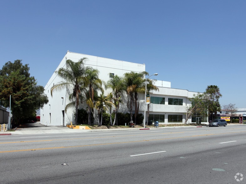 10501 Valley Blvd, El Monte, CA for lease - Building Photo - Image 2 of 4