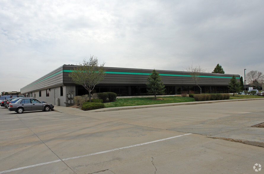 2420 Trade Centre Ave, Longmont, CO for lease - Primary Photo - Image 1 of 4