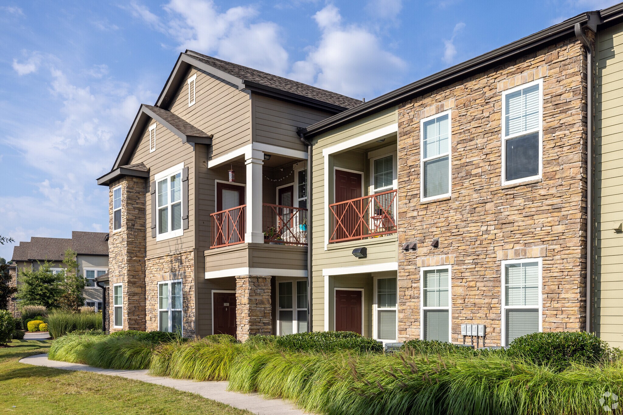 504 Cap Stone Arch, Chesapeake, VA for sale Primary Photo- Image 1 of 1