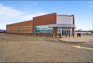 More details for 7800 Cleveland Ave NW, North Canton, OH - Retail for Sale