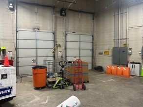 4264-4280 E Norex Dr, Chaska, MN for lease Building Photo- Image 2 of 9