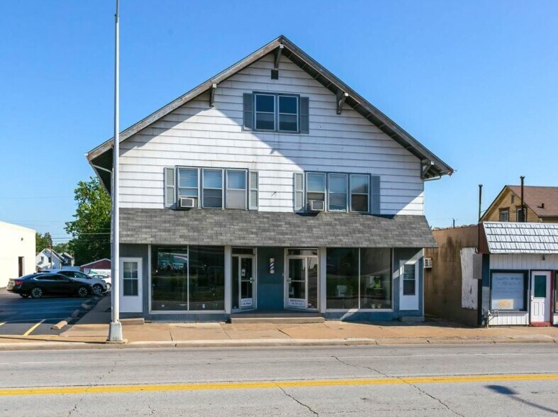 1536 W Locust St, Davenport, IA for sale - Primary Photo - Image 1 of 1