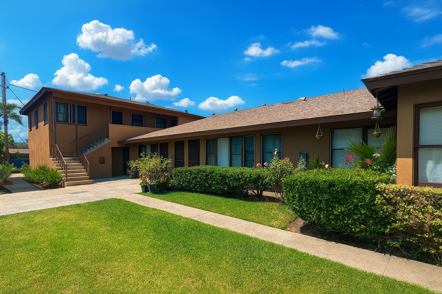 1136 W Broadway, Anaheim, CA for sale - Building Photo - Image 1 of 9