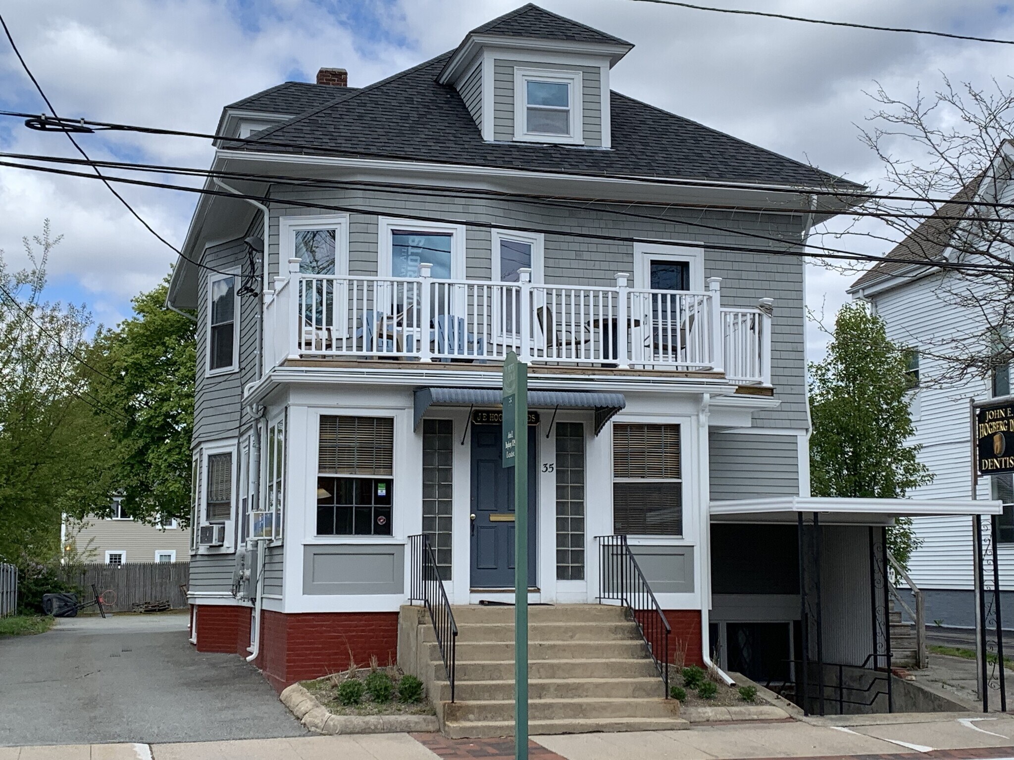 33-35 Rolfe Sq, Cranston, RI for sale Building Photo- Image 1 of 1