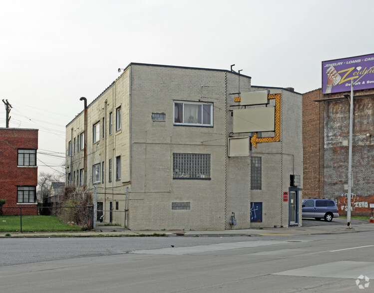 2712 Gratiot Ave, Detroit, MI for sale - Primary Photo - Image 1 of 1