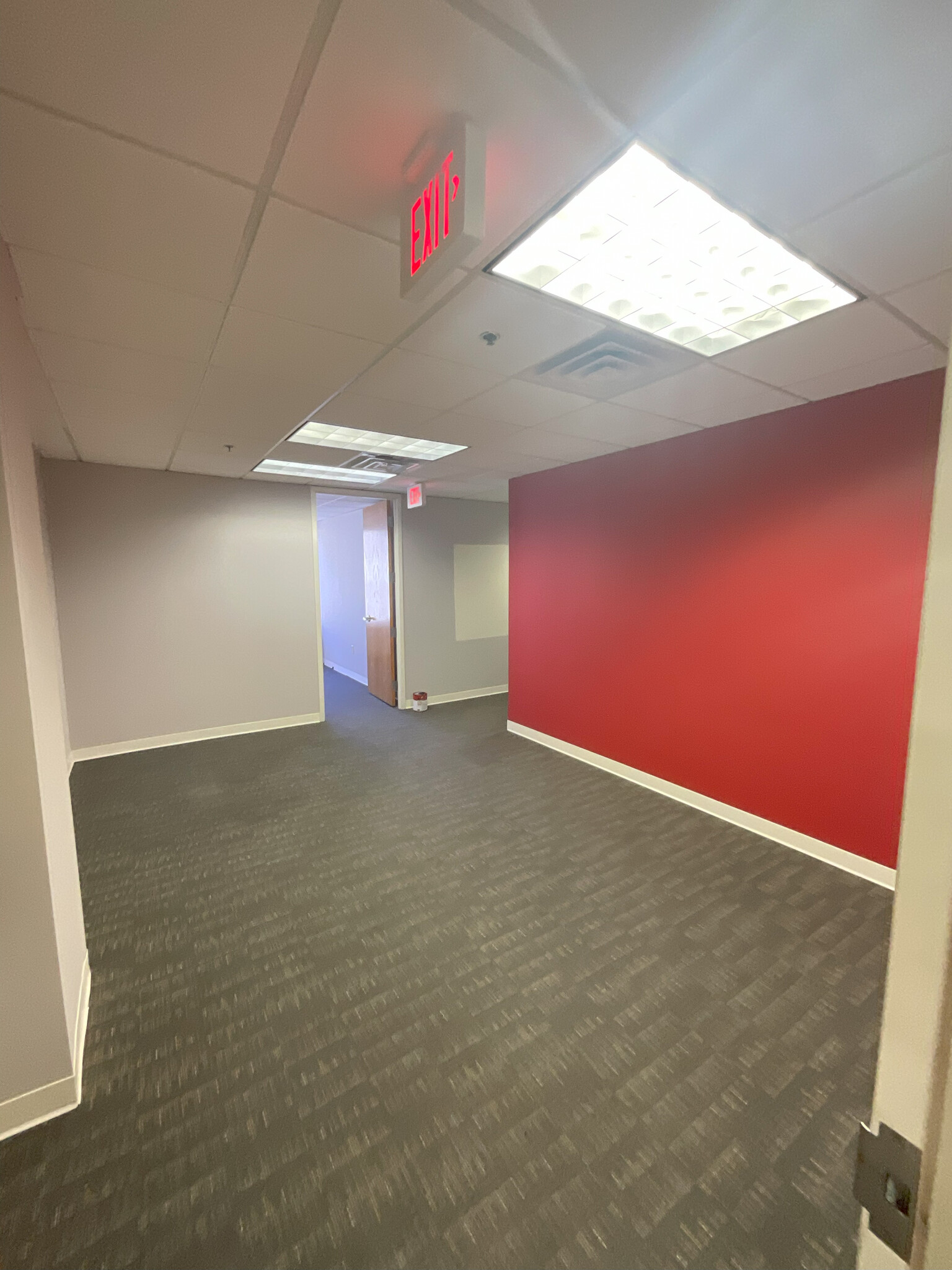 1718-1720 NW Peachtree St, Atlanta, GA for lease Interior Photo- Image 1 of 3