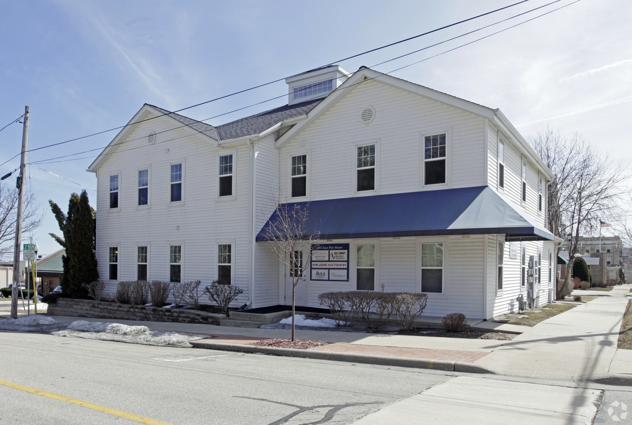 101 E Pier St, Port Washington, WI for lease Primary Photo- Image 1 of 10