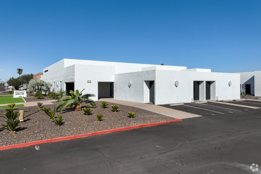 1525 N Granite Reef Rd, Scottsdale, AZ for sale - Building Photo - Image 2 of 23