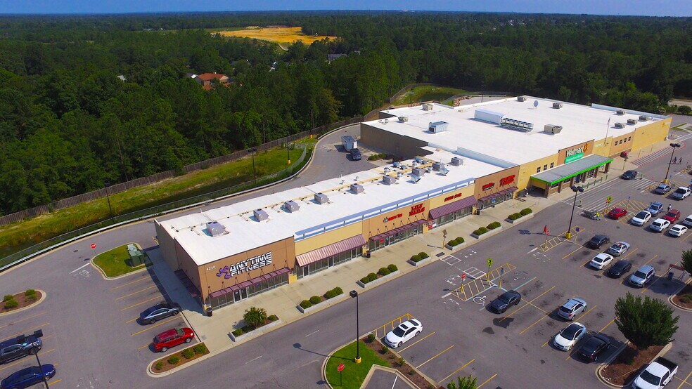 4230 Legion Rd, Hope Mills, NC 28348