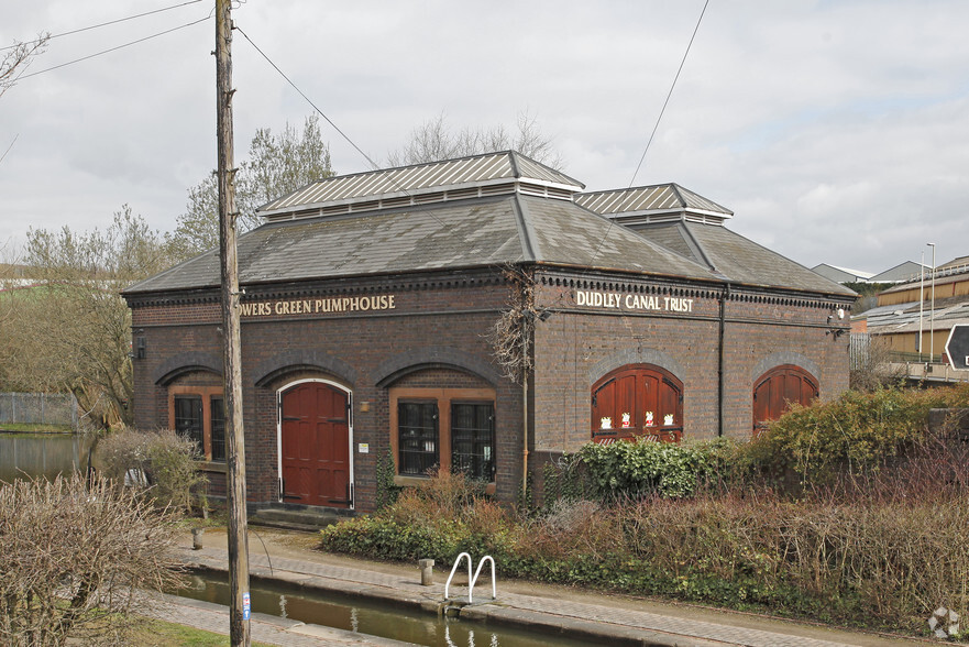 Peartree Ln, Dudley for sale - Primary Photo - Image 1 of 2