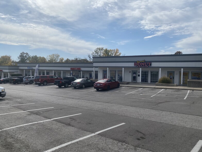 3010 S 291 Hwy, Independence, MO for lease - Building Photo - Image 2 of 4