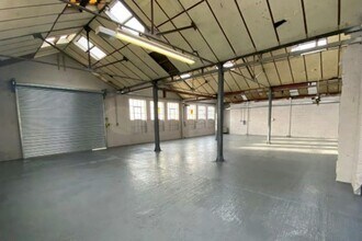 Ray Lamb Way, Erith for lease Interior Photo- Image 1 of 2