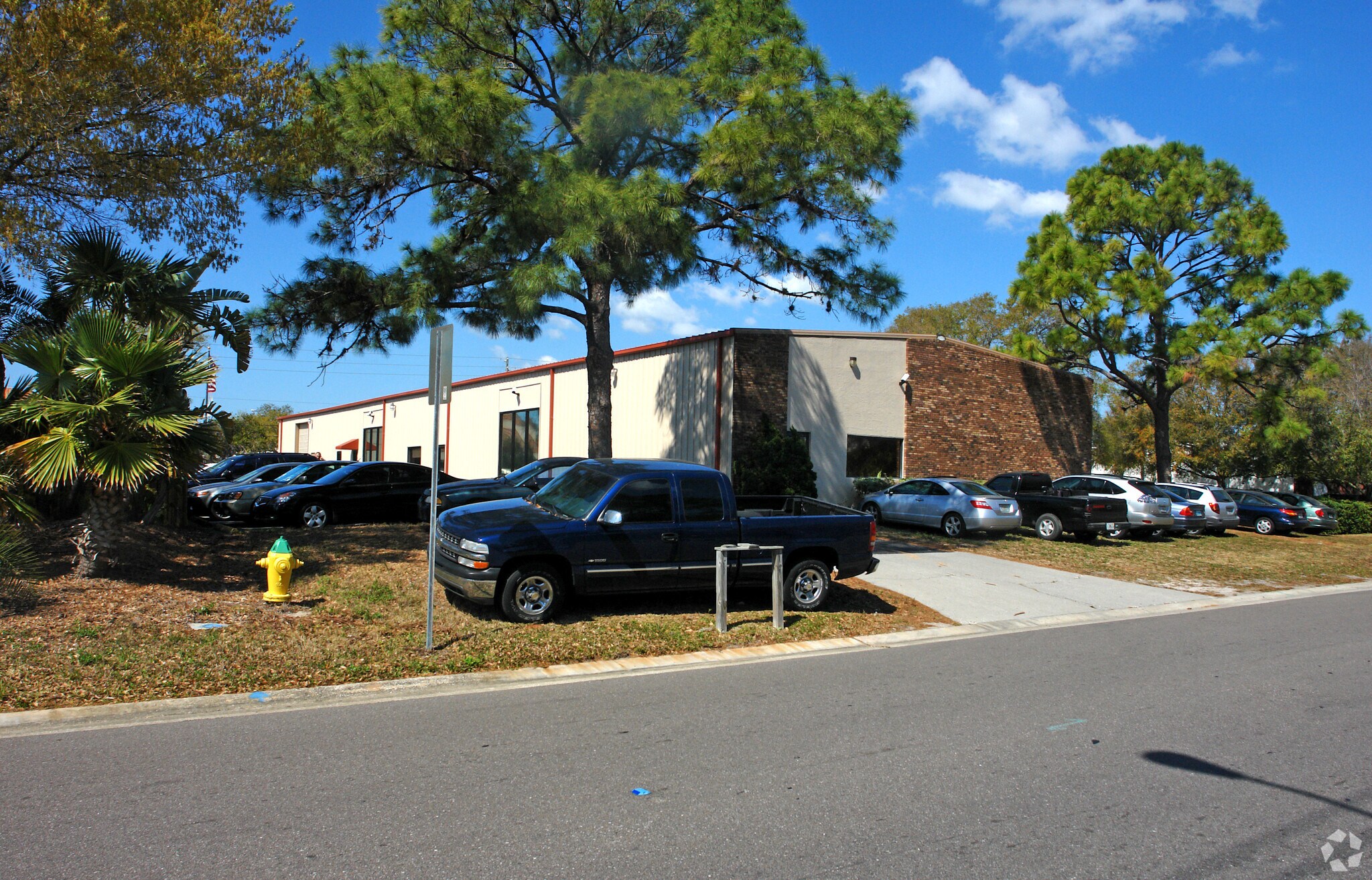 10700-10720 N 75th St, Largo, FL for sale Primary Photo- Image 1 of 1