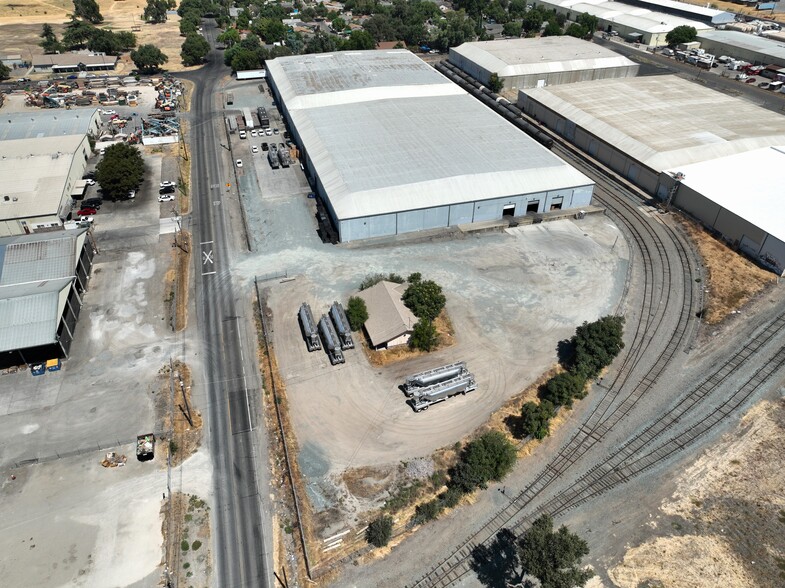 1200 Golden Gate Ave, Stockton, CA for lease - Building Photo - Image 3 of 3