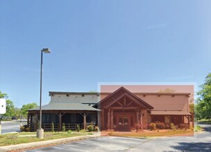 4952 Bayou Blvd, Pensacola, FL for lease Building Photo- Image 1 of 4