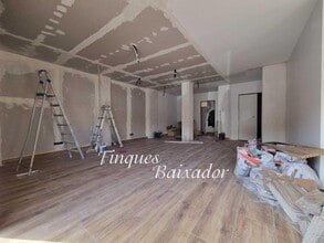 Retail in Castelldefels, Barcelona for lease Interior Photo- Image 2 of 2