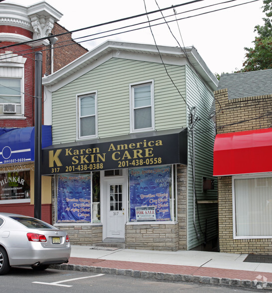 317 Hackensack St, Carlstadt, NJ for sale - Primary Photo - Image 1 of 1