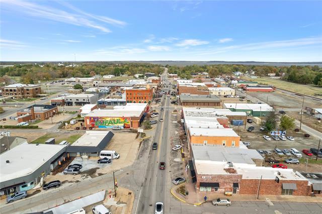 121 S Main St, Eufaula, OK 74432 - Retail for Sale | LoopNet