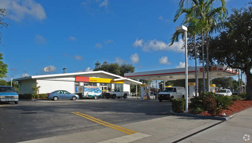 4701 W Sunrise Blvd, Plantation, FL for sale - Building Photo - Image 2 of 17