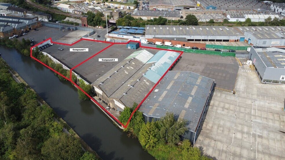 28-40 Hythe Rd, London for lease - Building Photo - Image 2 of 4