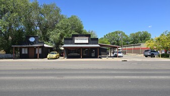 60 S Main St, Snowflake AZ - Convenience Store