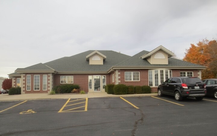 3112 S Pickwick Pl, Springfield, MO for sale Primary Photo- Image 1 of 1