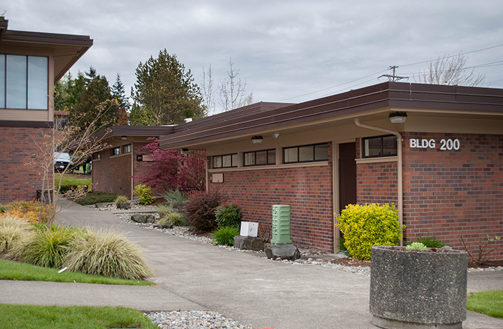 4300 Talbot Rd S, Renton, WA for lease - Building Photo - Image 2 of 17