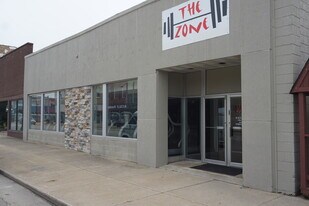 5000 sq ft commercial space - Parking Garage