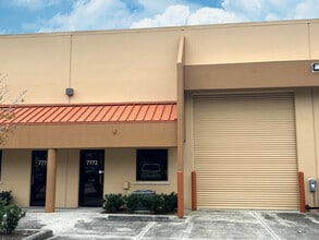 7772 SW Ellipse Way, Stuart, FL for lease Building Photo- Image 1 of 2