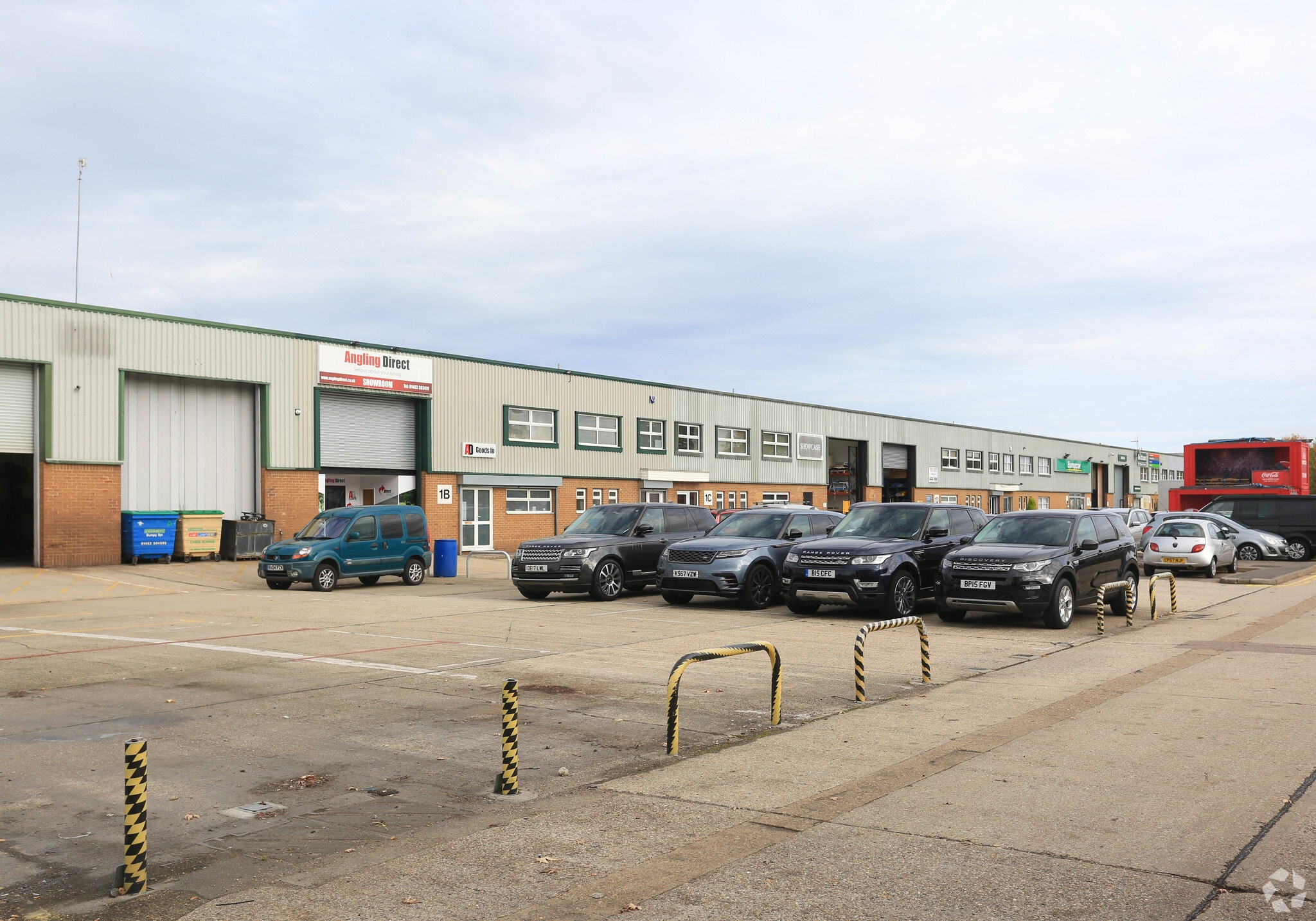 Deacon Fld, Guildford for sale Primary Photo- Image 1 of 1