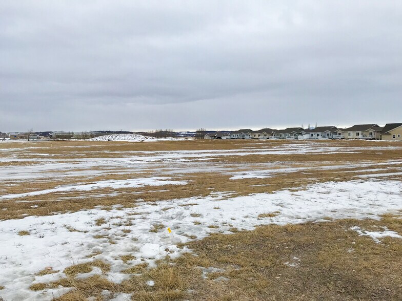 101 Willow Ridge Blvd SW, Black Diamond, AB for lease - Construction Photo - Image 2 of 2