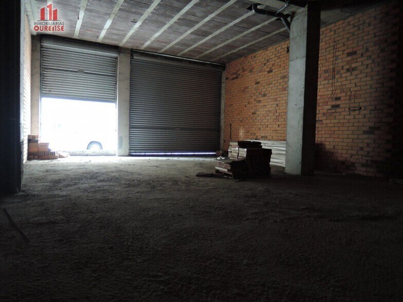 Retail in Ourense, Orense for lease - Building Photo - Image 3 of 9
