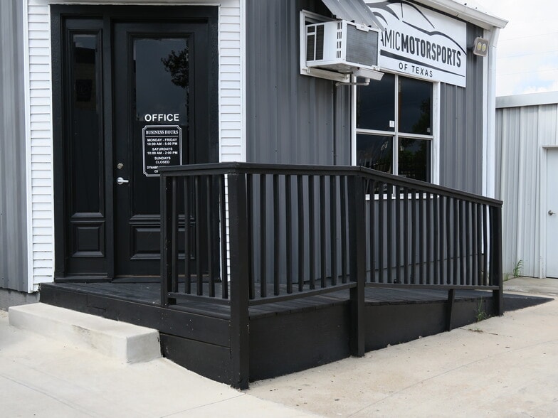 5707 Schumacher Ln, Houston, TX for lease - Building Photo - Image 3 of 56