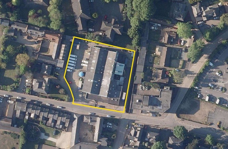 46 Exeter Rd, Newmarket for sale - Primary Photo - Image 1 of 1