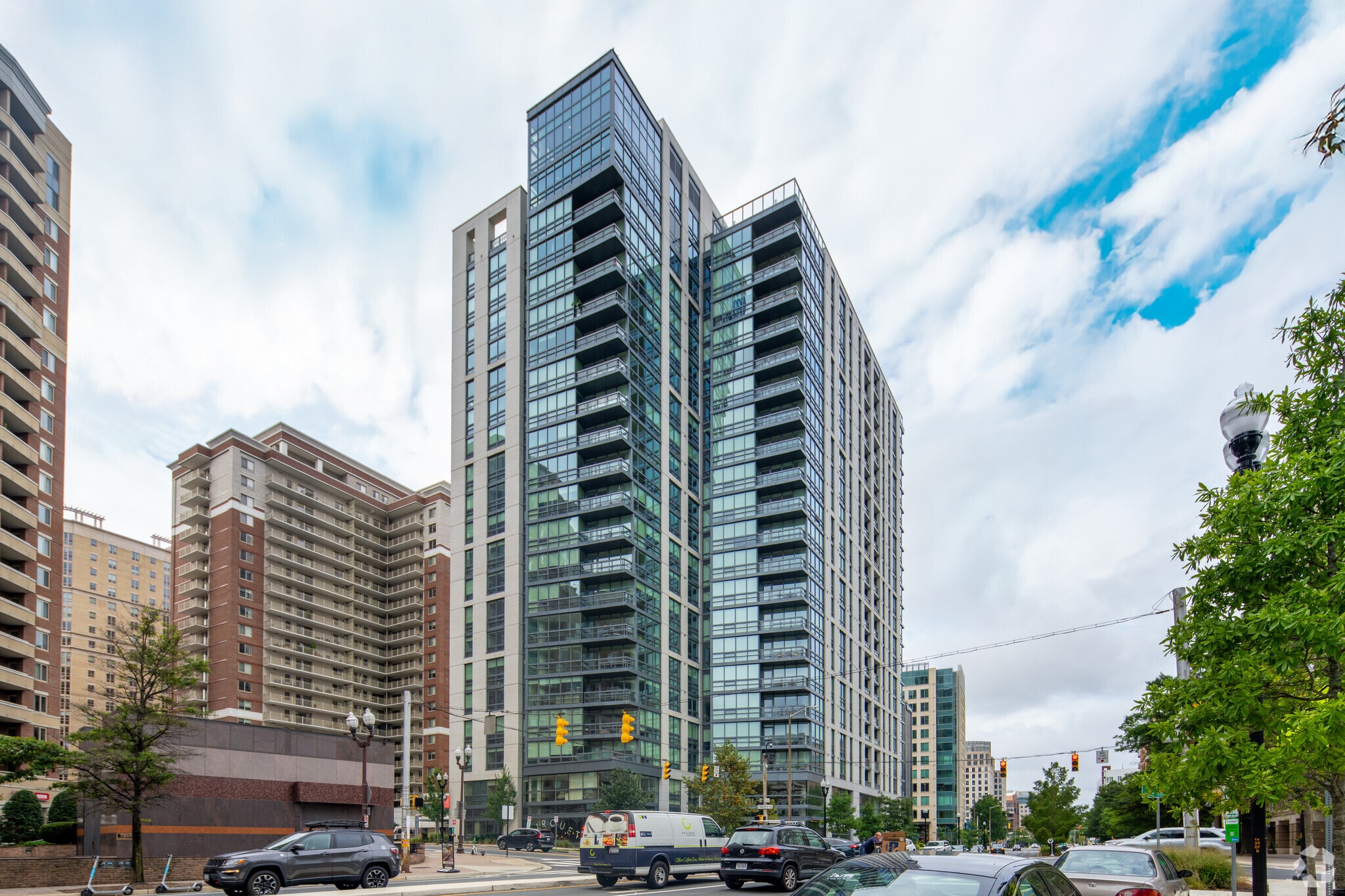 4000 Fairfax Dr, Arlington, VA for lease Primary Photo- Image 1 of 103