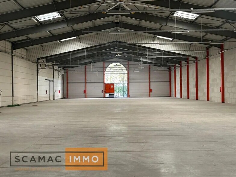 Industrial in COURCOURONNES for lease - Interior Photo - Image 3 of 9