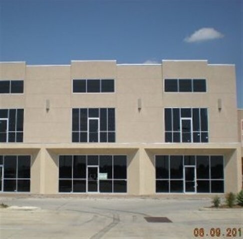 5517 McPherson Rd, Laredo, TX for sale Primary Photo- Image 1 of 1