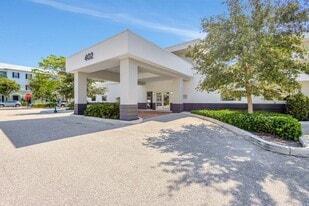 402 SE 6th Ave, Delray Beach FL - Loft