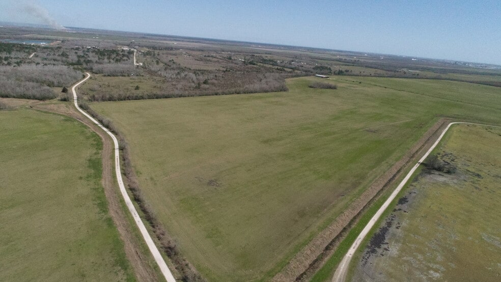 County Road 4879, Dayton, TX for sale - Building Photo - Image 2 of 7