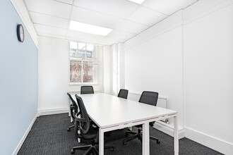 344-354 Grays Inn Rd, London for lease Interior Photo- Image 2 of 6