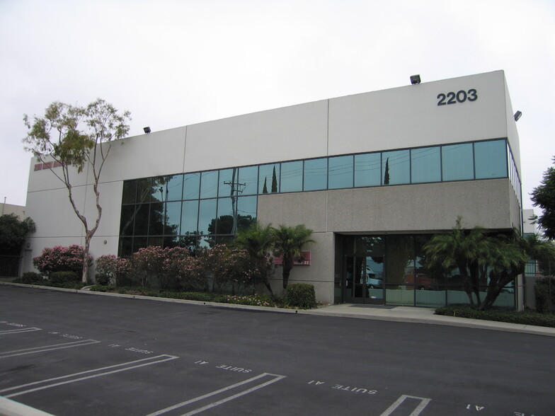 2203 E Carson St, Carson, CA for lease - Building Photo - Image 1 of 3