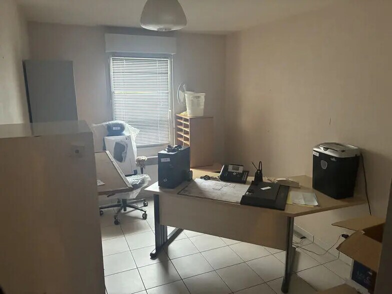 54 Boulevard Jean XXIII, Nantes for lease - Interior Photo - Image 2 of 6