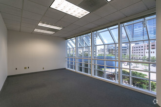 225 Water St, Jacksonville, FL for lease Interior Photo- Image 2 of 4